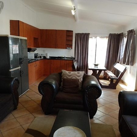 Anna Boeremeisie Guesthouse Benoni Ruang foto