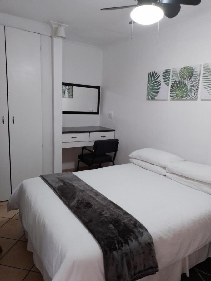 Anna Boeremeisie Guesthouse Benoni Bagian luar foto