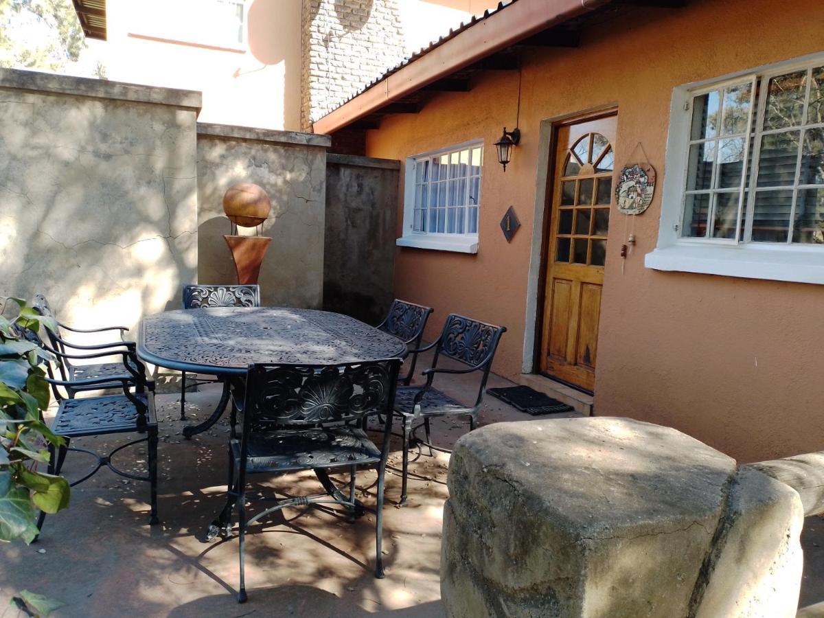Anna Boeremeisie Guesthouse Benoni Bagian luar foto