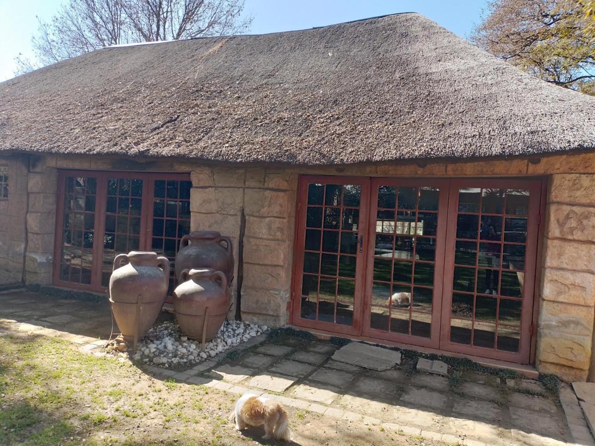 Anna Boeremeisie Guesthouse Benoni Bagian luar foto