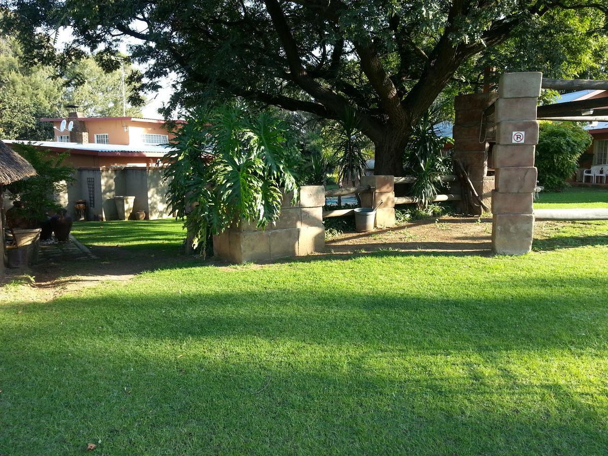 Anna Boeremeisie Guesthouse Benoni Bagian luar foto