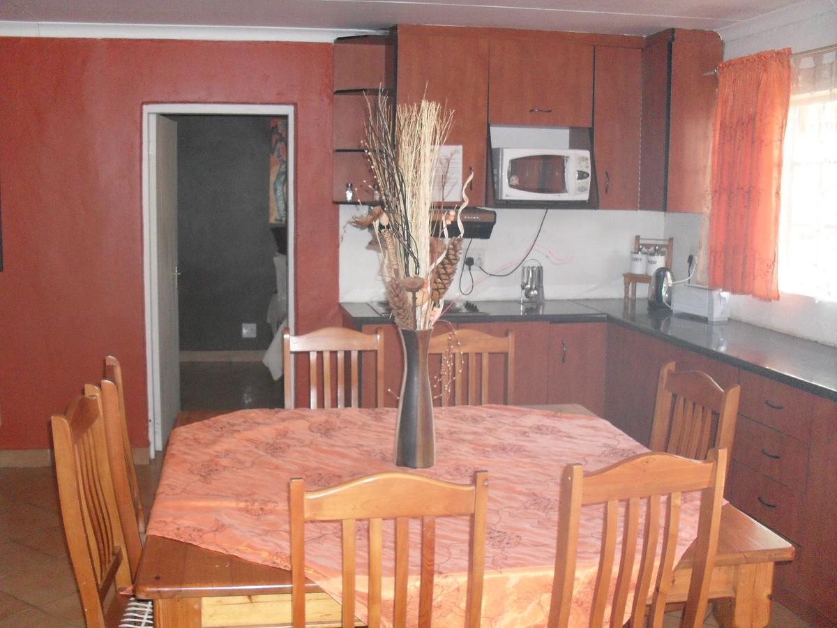 Anna Boeremeisie Guesthouse Benoni Bagian luar foto